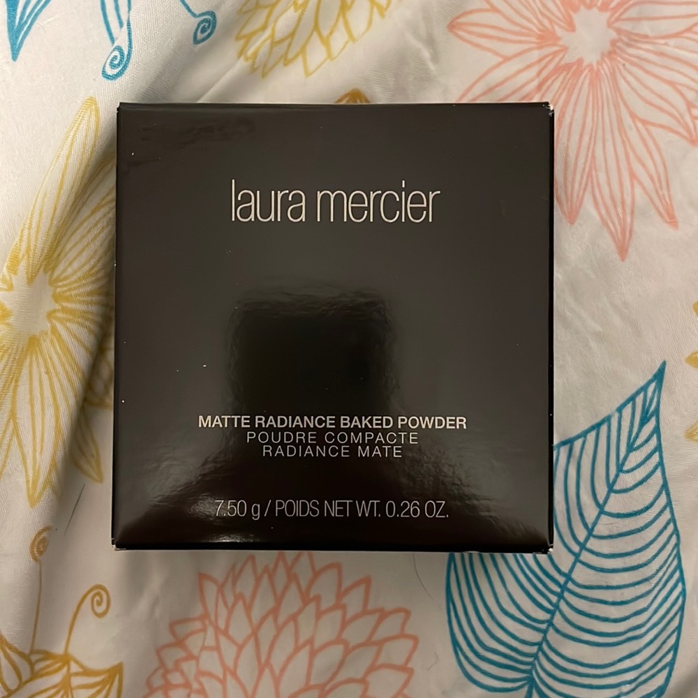 Laura Mercier Matte Radiance Baked Powder (Highlight-01)
